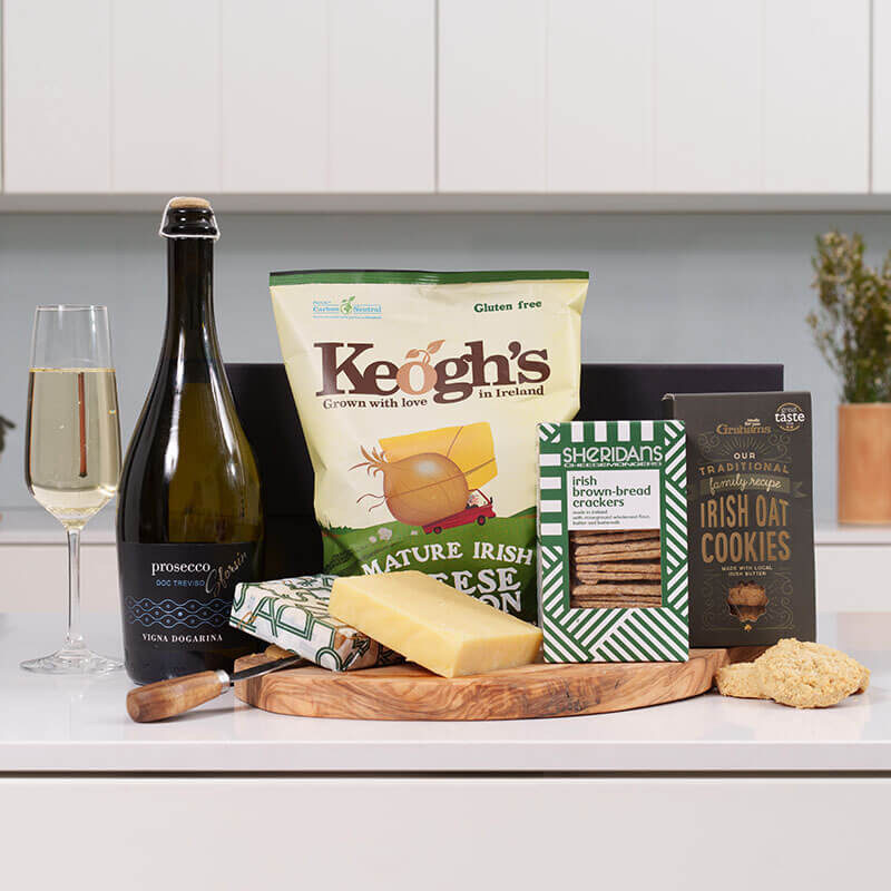 The Sparkling Picnic Treat Box