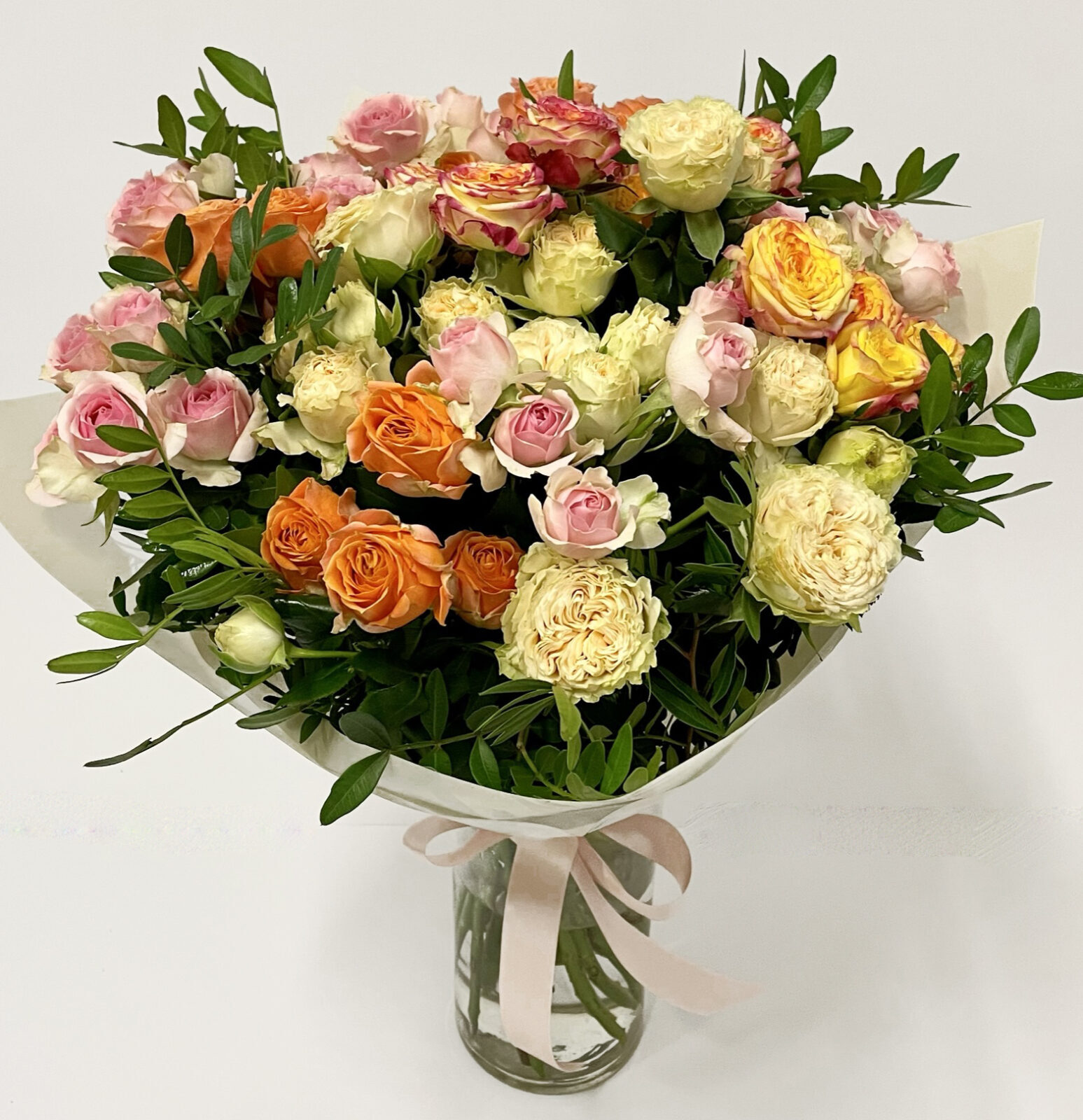 Bouqet- Colourful Spray Roses (Classic)