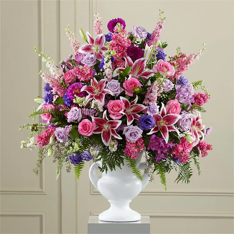 Peaceful Tribute Arrangement