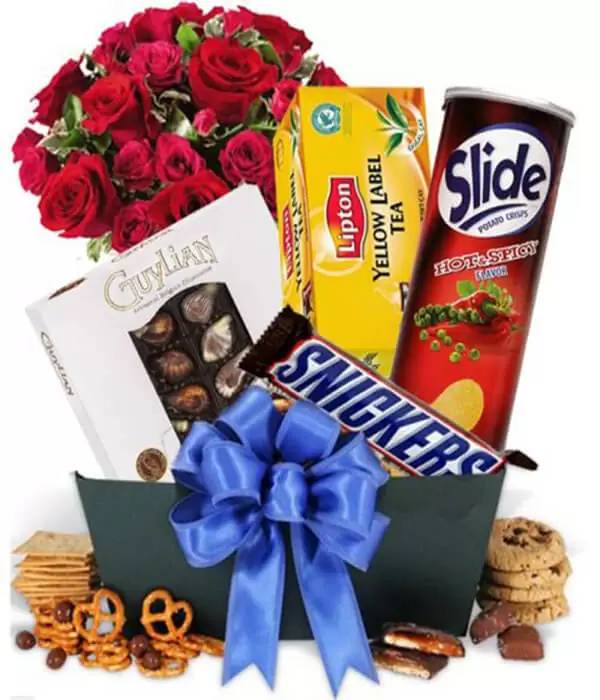 Sweet Love Gift and Flower