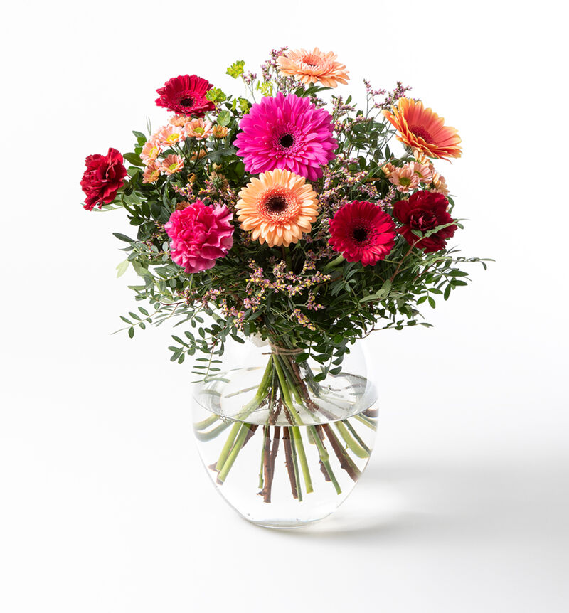 Gift bouquet in cherry and peach large (None selected)