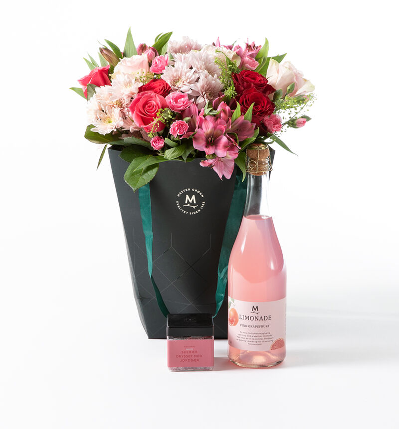 Rose bouquet in a gift bag with lemonade and wine gum (None selected)