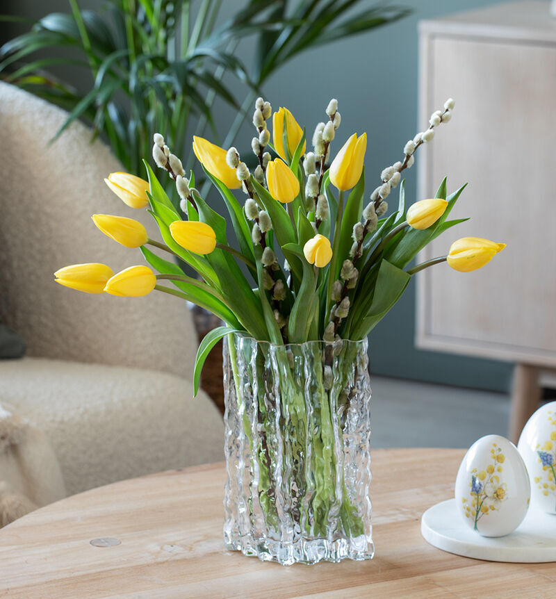 Yellow tulip bouquet with goslings, small