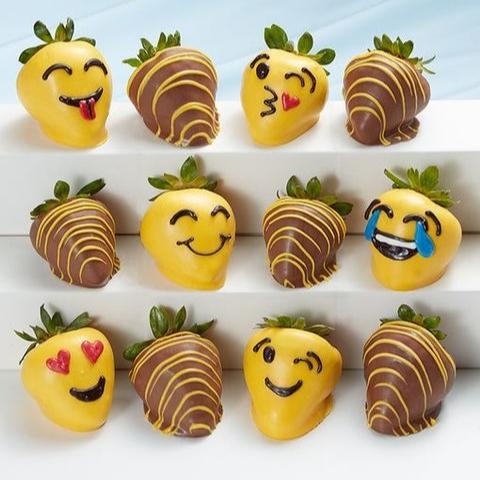 Emoji Chocolate-Dipped Strawberries