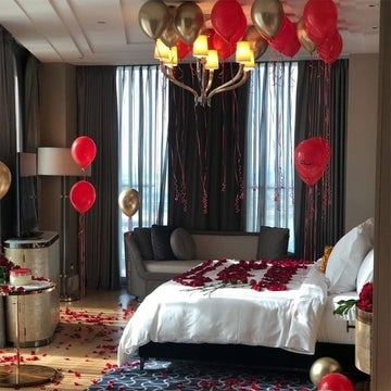 Red & Gold Bedroom Decor