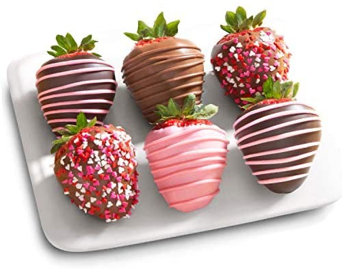 Beautiful Chocolate-Dipped Strawberries