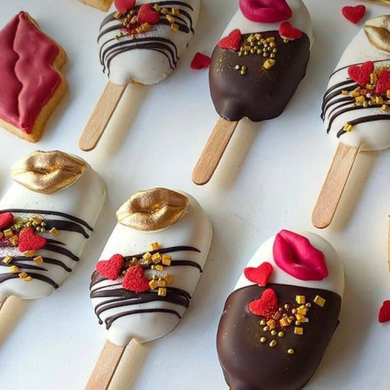 Lips & Hearts Cakesicles
