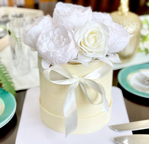 White Roses Cake with Chocolate Box