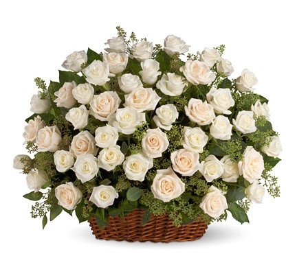 Creme Rose' Luxurious Basket