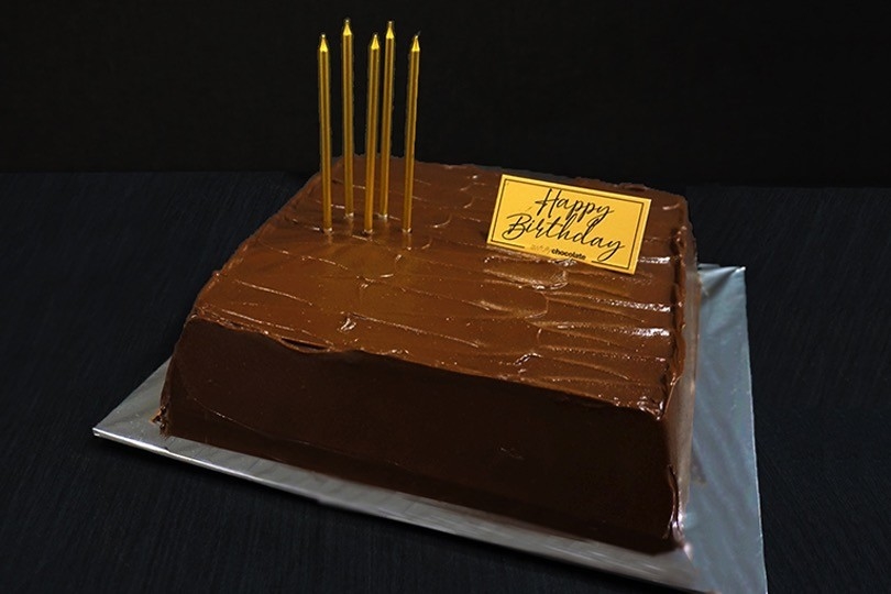 CHOCOLATE RUM & CHERRY CAKE - CUSTOMISED (10" Size)