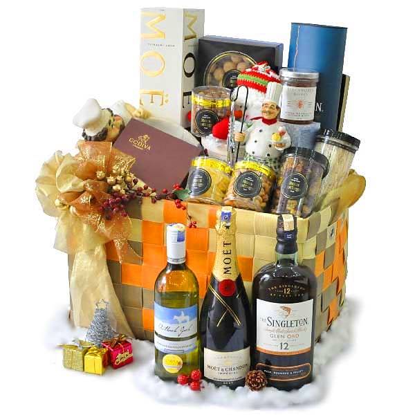 Lapes Christmas Gift Basket