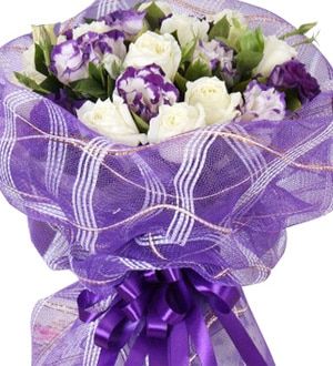Lofty Elle - Roses Flower Bouquet (Basic Lofty Elle - 12 stalks Roses Flower Bouquet)