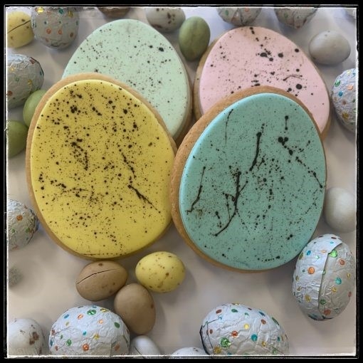 Speckled Easter Egg Cookies (6 Cookies)