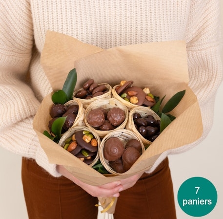 Small bouquet of chocolate (5 Basket)