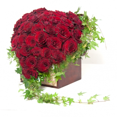 Amazing Rose Heart In Treasure Chest, Romanian Florist