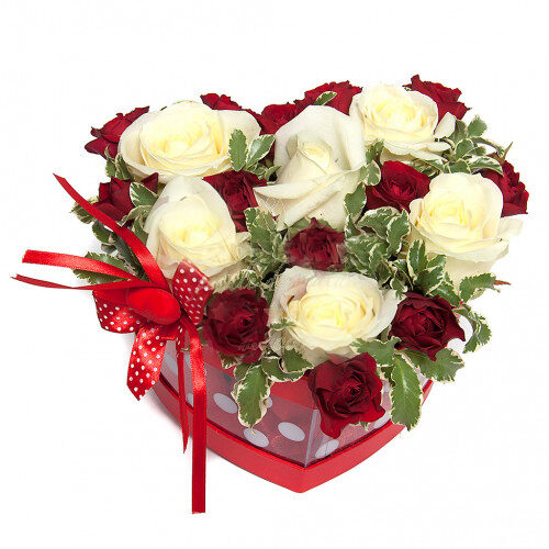 Heart Of Roses In Elegant Box