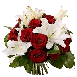 Garden Of Lilies (17 Roses)