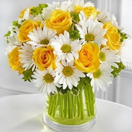 Sunny And Smiling Bouquet (No Vase)