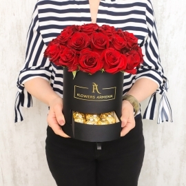 Chocolate Gift with Red Roses