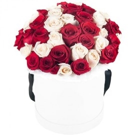 Graceful Roses In A Box