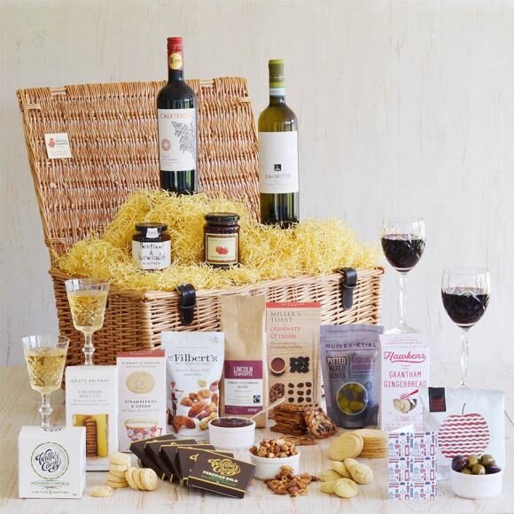 Royale Banquet Food And Wine Hamper