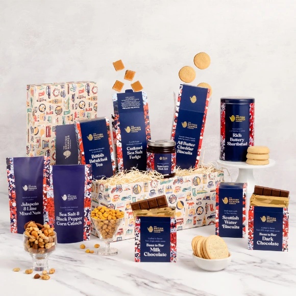 Superior Traditional Hamper