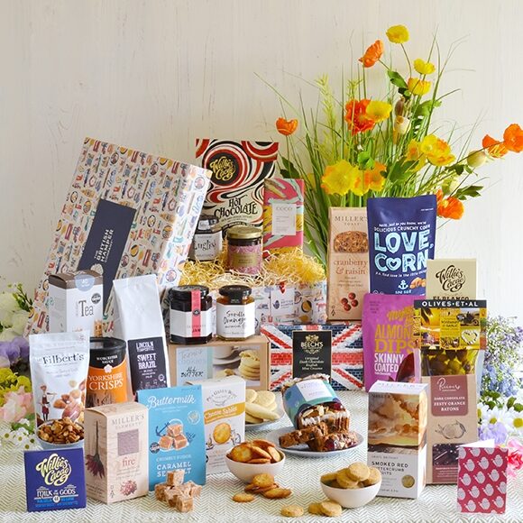Extravagance Traditional Hamper