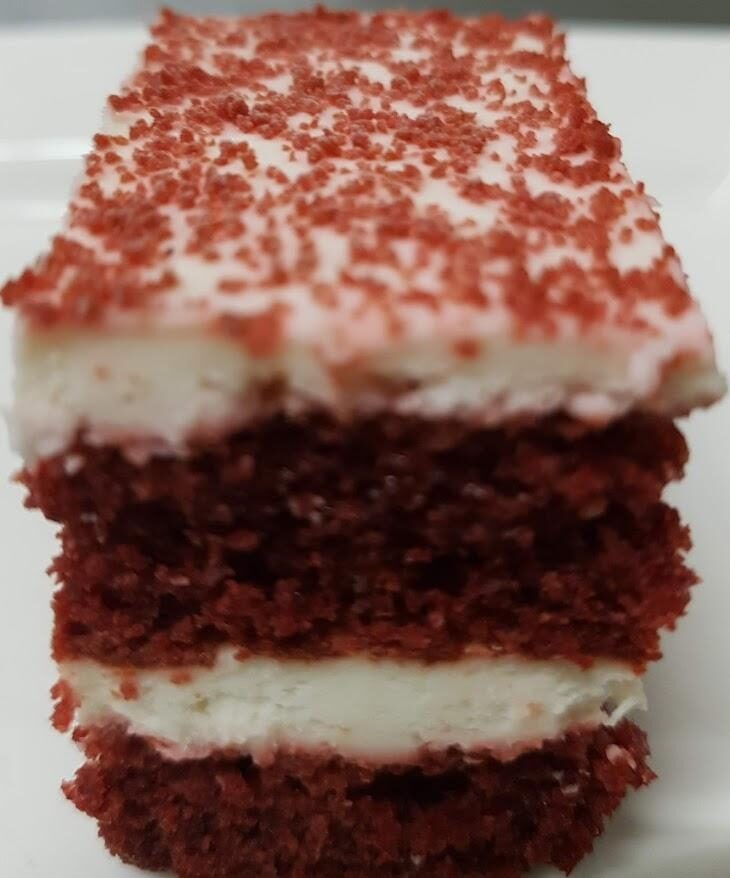 Red Velvet Slab 16"X 12" Serving 25-40