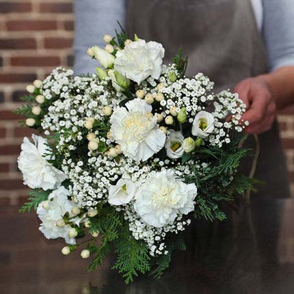 White bouquet