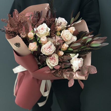 Author's bouquet of flowers Aurora (Usual)