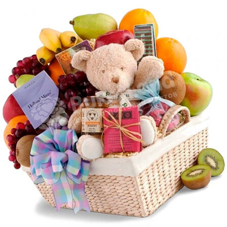Gift basketWith a toy