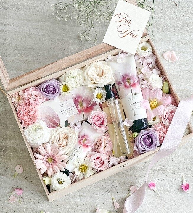 Flower and Spa Gifts Basket