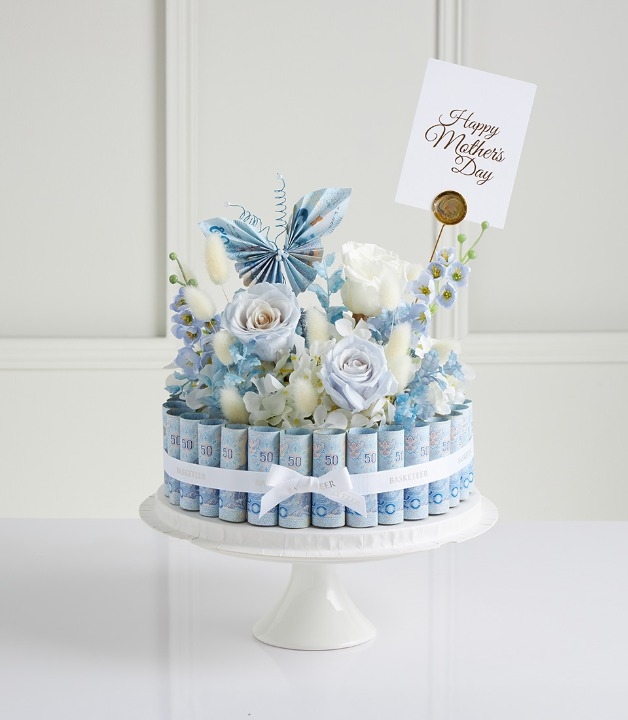 Blue Rose Money Bouquet Cake