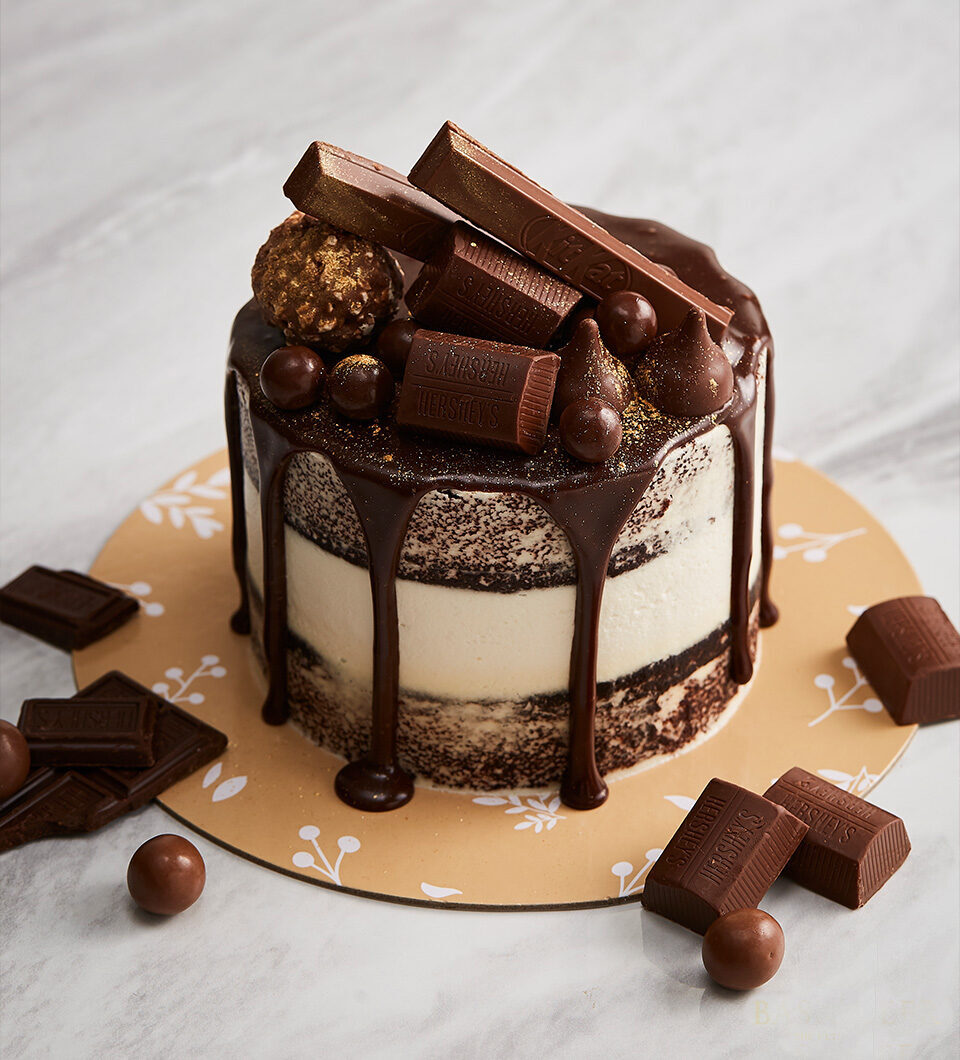 Mini cake semi-naked frosting milk chocolate drip assorted chocolate sweets