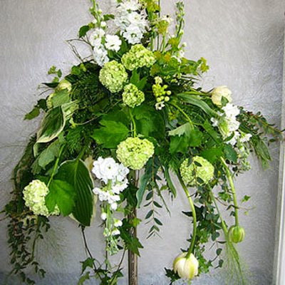 Funeral Flowers - Dropping (Medium)