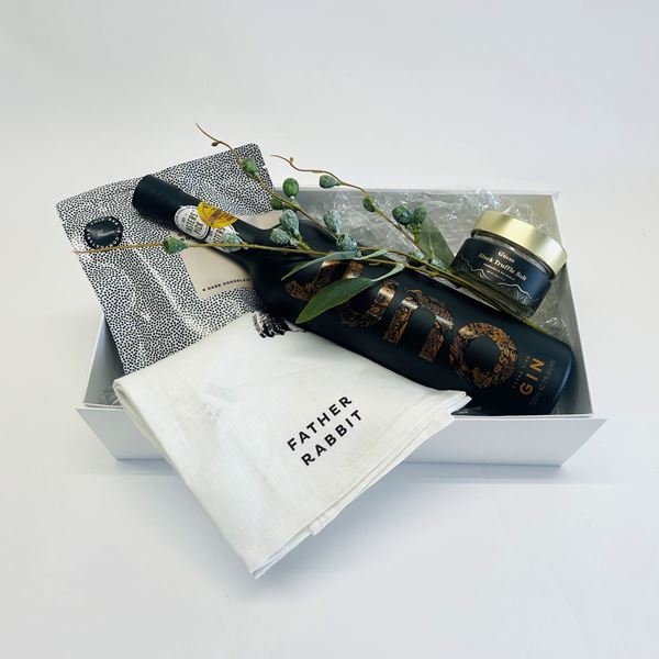 THE UNIQUE GIN GIFT