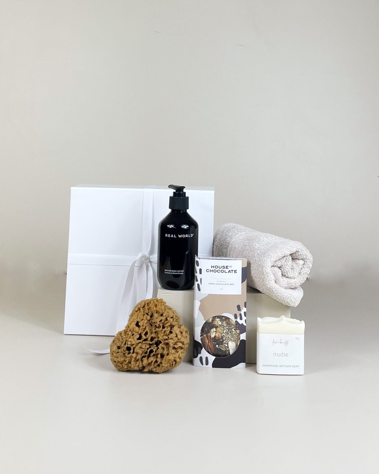 Pamper Her Gift Box