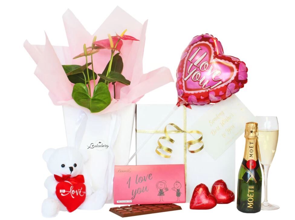 I Love You Gift with Flowers