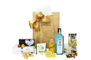 Celebrate with Gin and Tonic Gift Pack