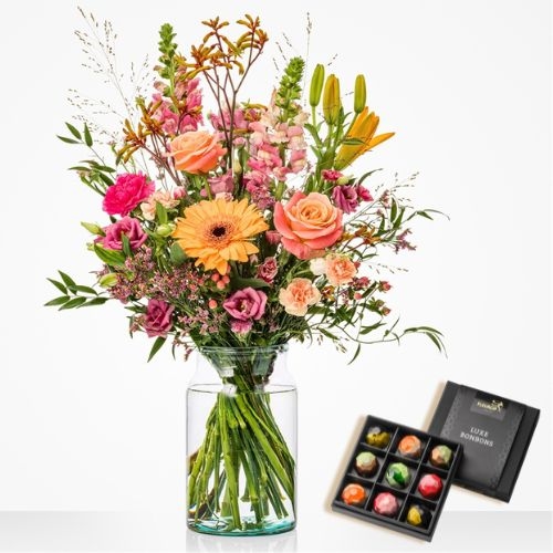 Bouquet "Cheerful Picked" + Bonbons (Small)