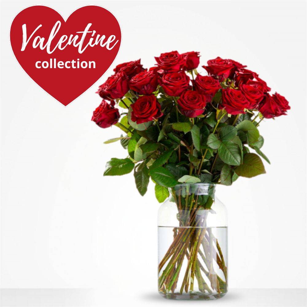 Valentine's Bouquet "Pure Love" (Small - 15 roses)
