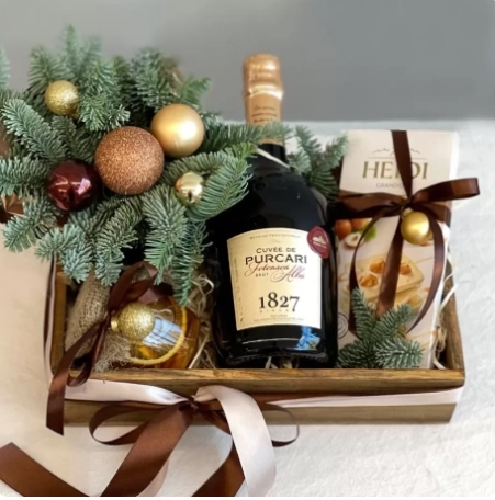 Gift Box "Golden Bell"