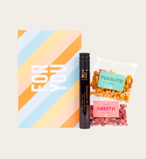 Letterbox drinks package Wine and Peanut