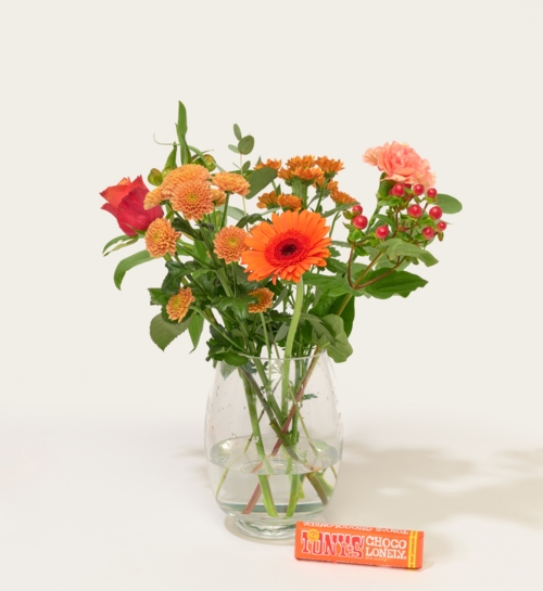 Letterbox flowers with Tony Chocolonely Caramel Sea Salt Chocolate bar