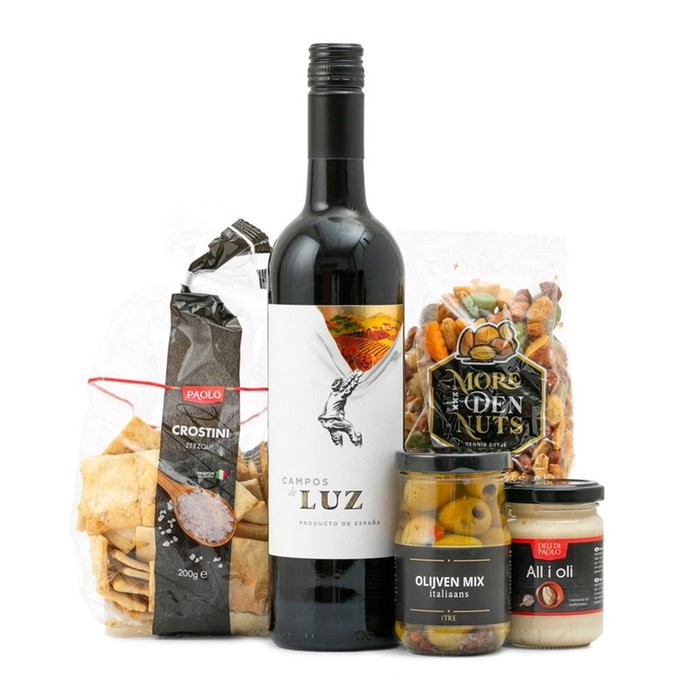 Snack Package | Red Wine and Delicacies