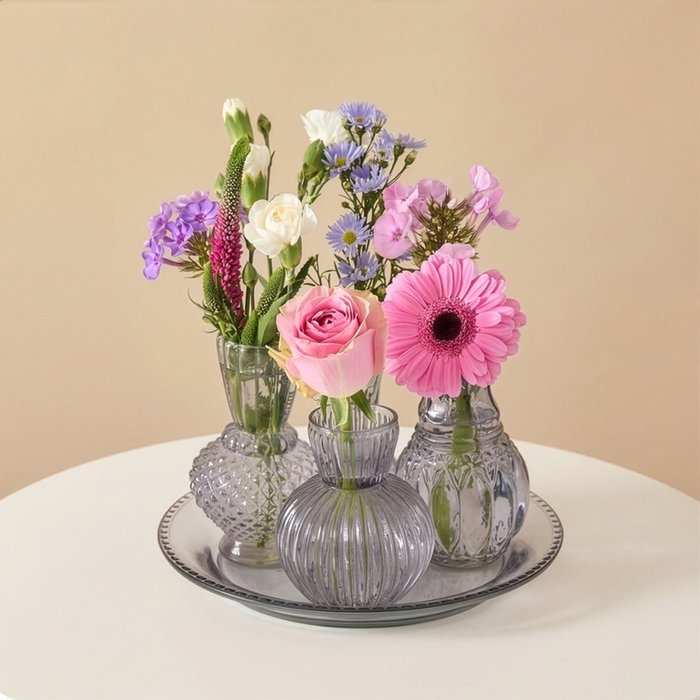 Flower platter Liefdevol incl. small vases