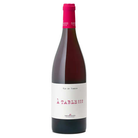 A Table !! Organic Ros Wine