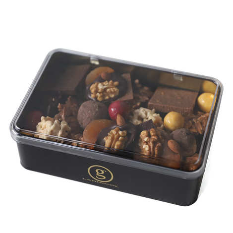Box of chocolates from the Maison G. Larnicol (520g tin)