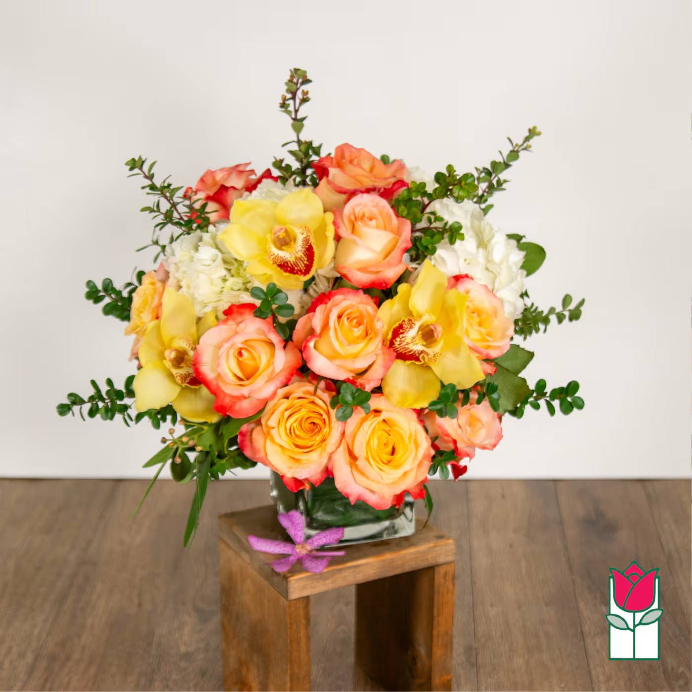 Giftbloom's Olivia Bouquet (Standard)