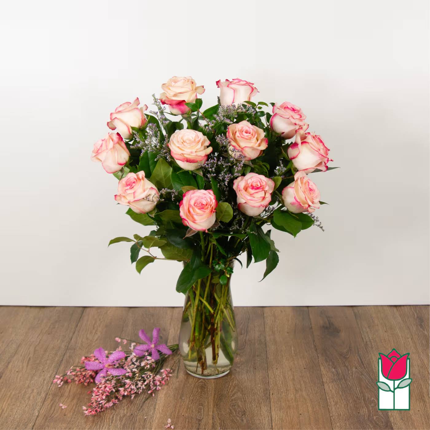 Beretania's Medium Stem Rose Arrangement - Pink (Standard)